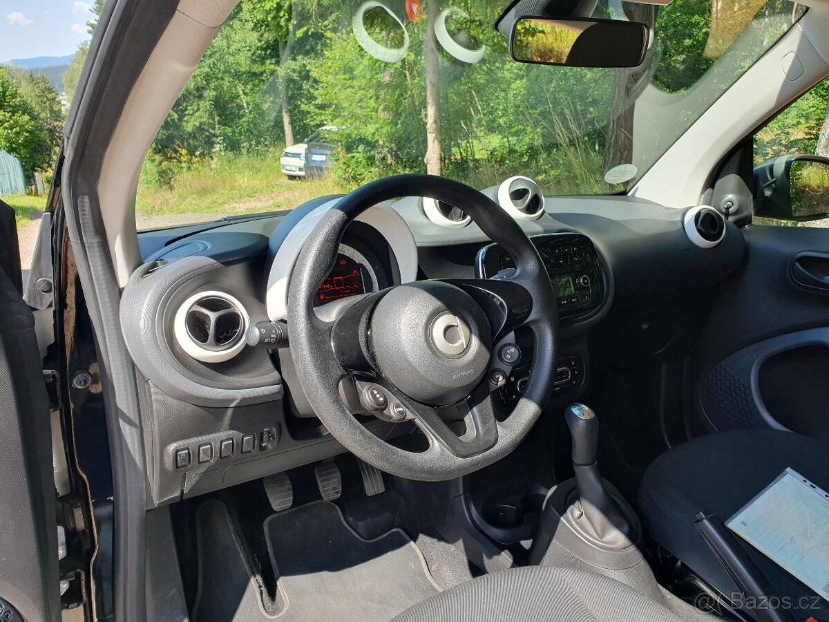 SMART FORTWO - 11