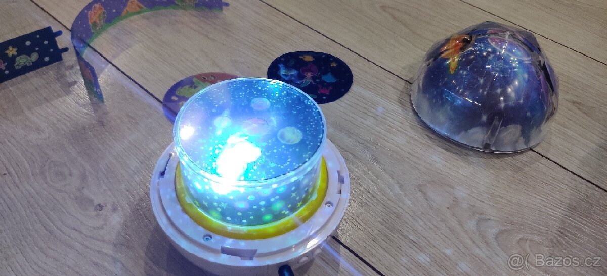 Led projektor do dětského pokojíčku - 11