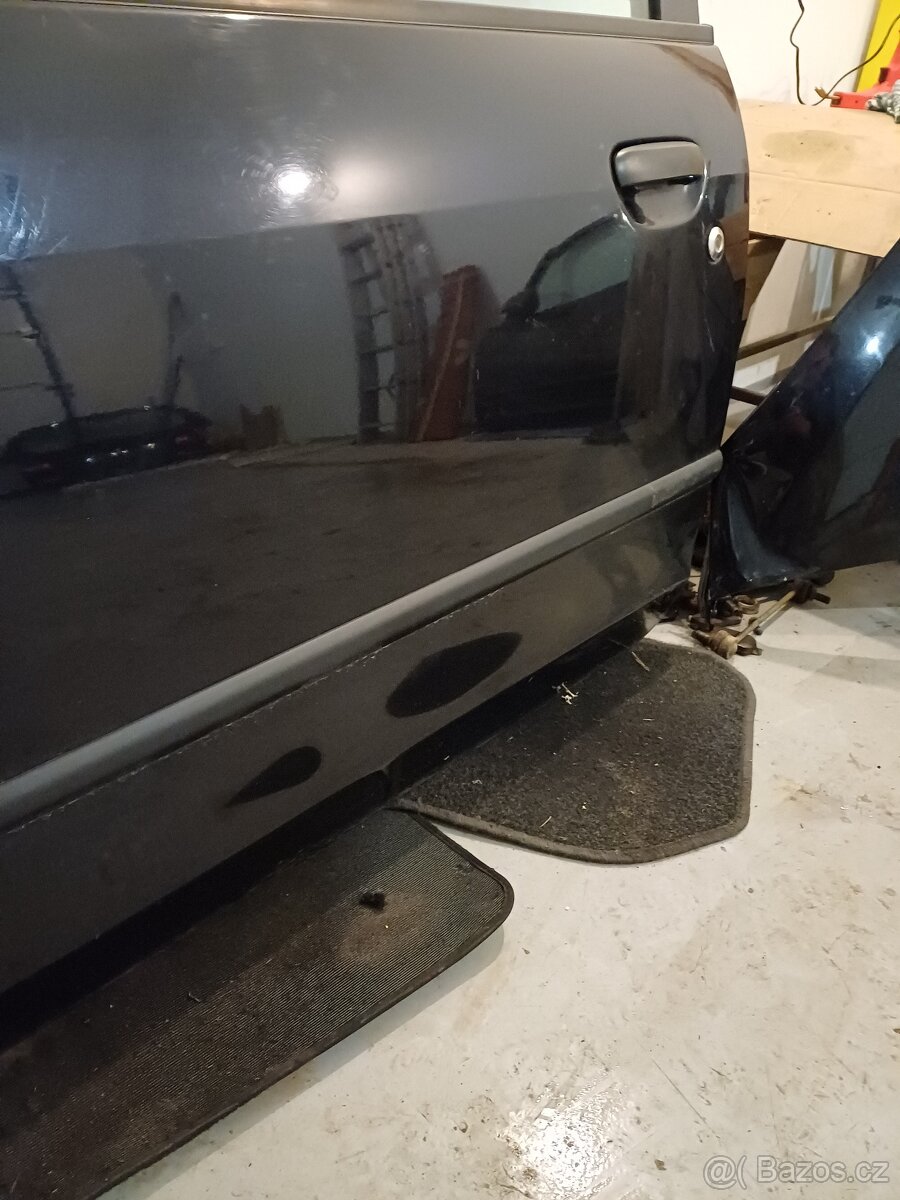 Mitsubishi colt r.v.04-09 - 11