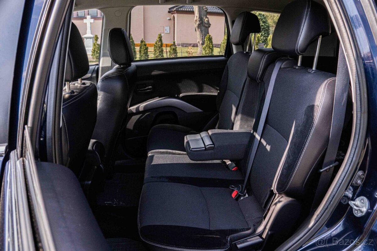 Mitsubishi Outlander 2.2 DI-D - 11