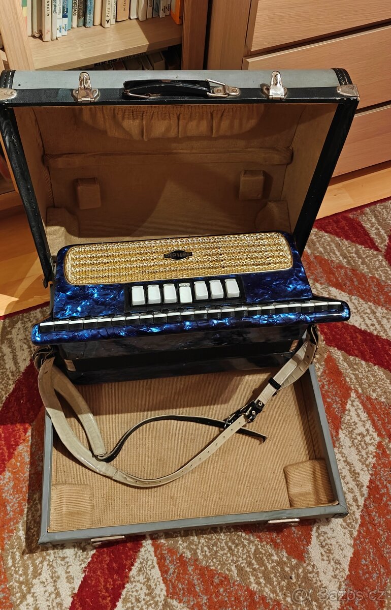 Akordeon DELICIA CARMEN II - 11