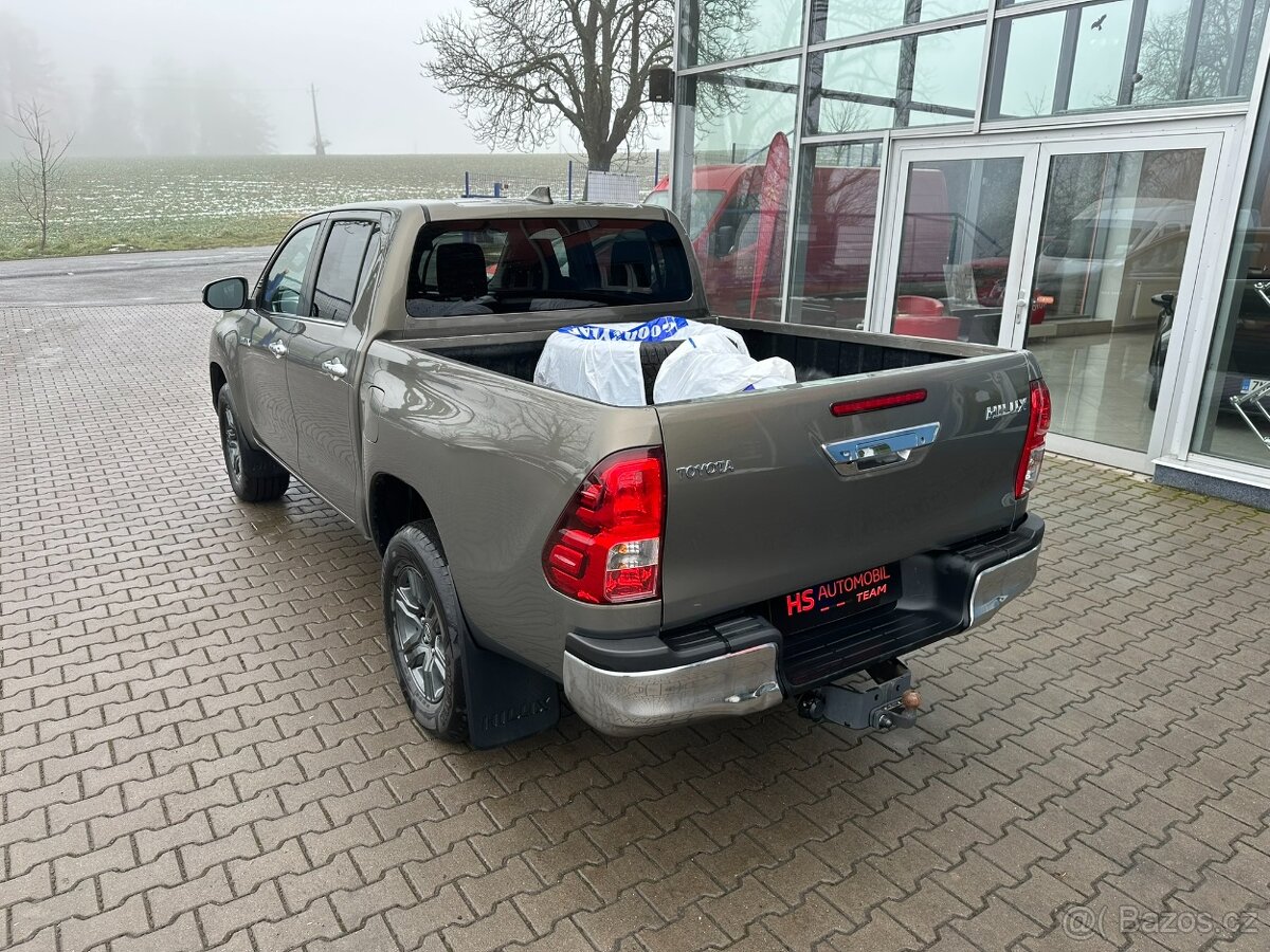 Toyota Hilux, 2,8D 4x4 Active ZÁRUKA - 11