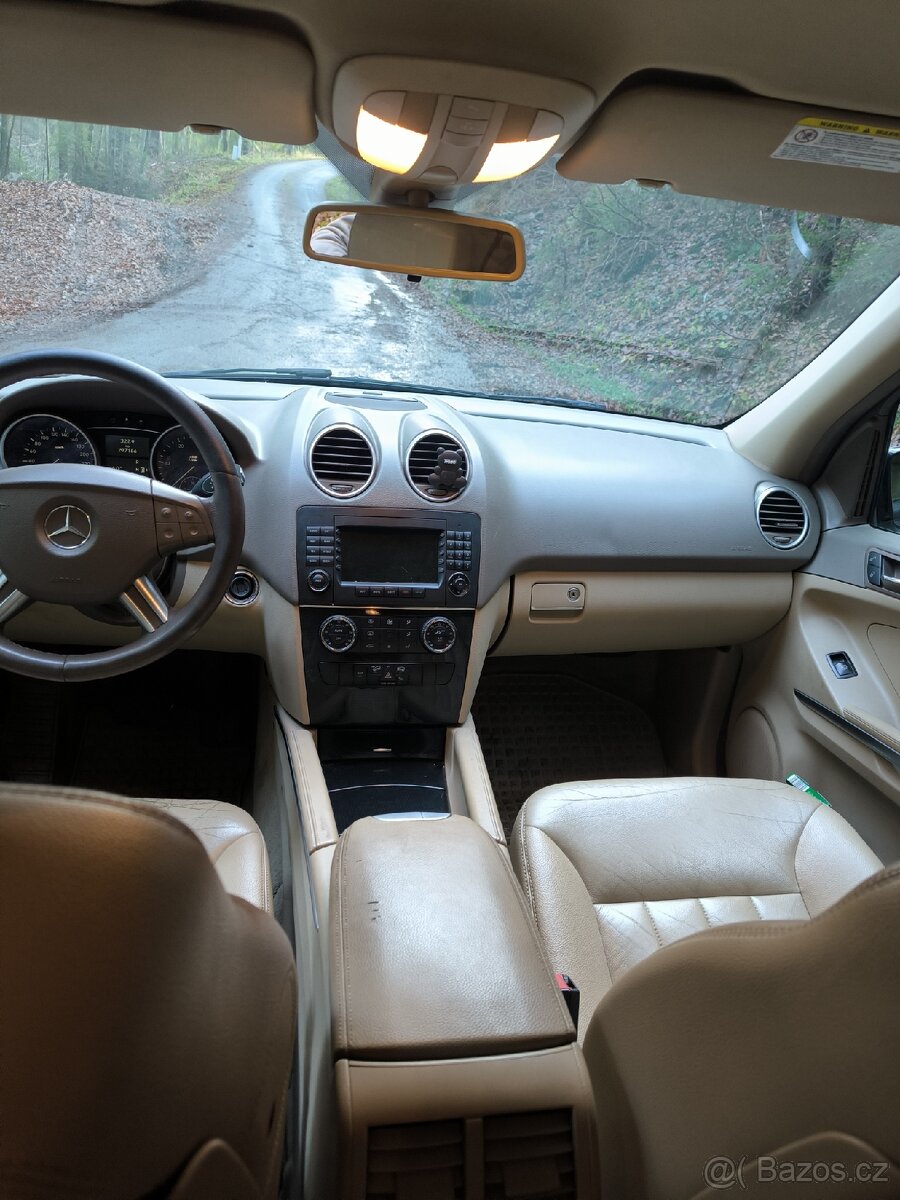 Mercedes Benz ml 320 cdi - 11