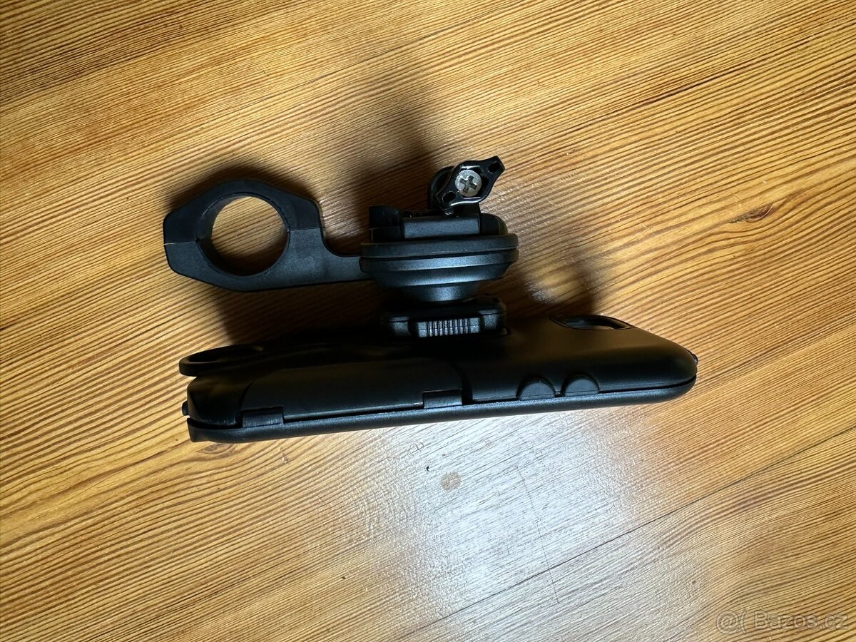 Outdoorový voděodolný obal Cygnett pro mobily - 11