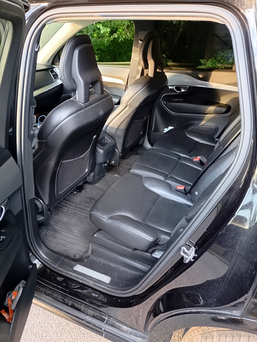 Volvo XC90 - 11