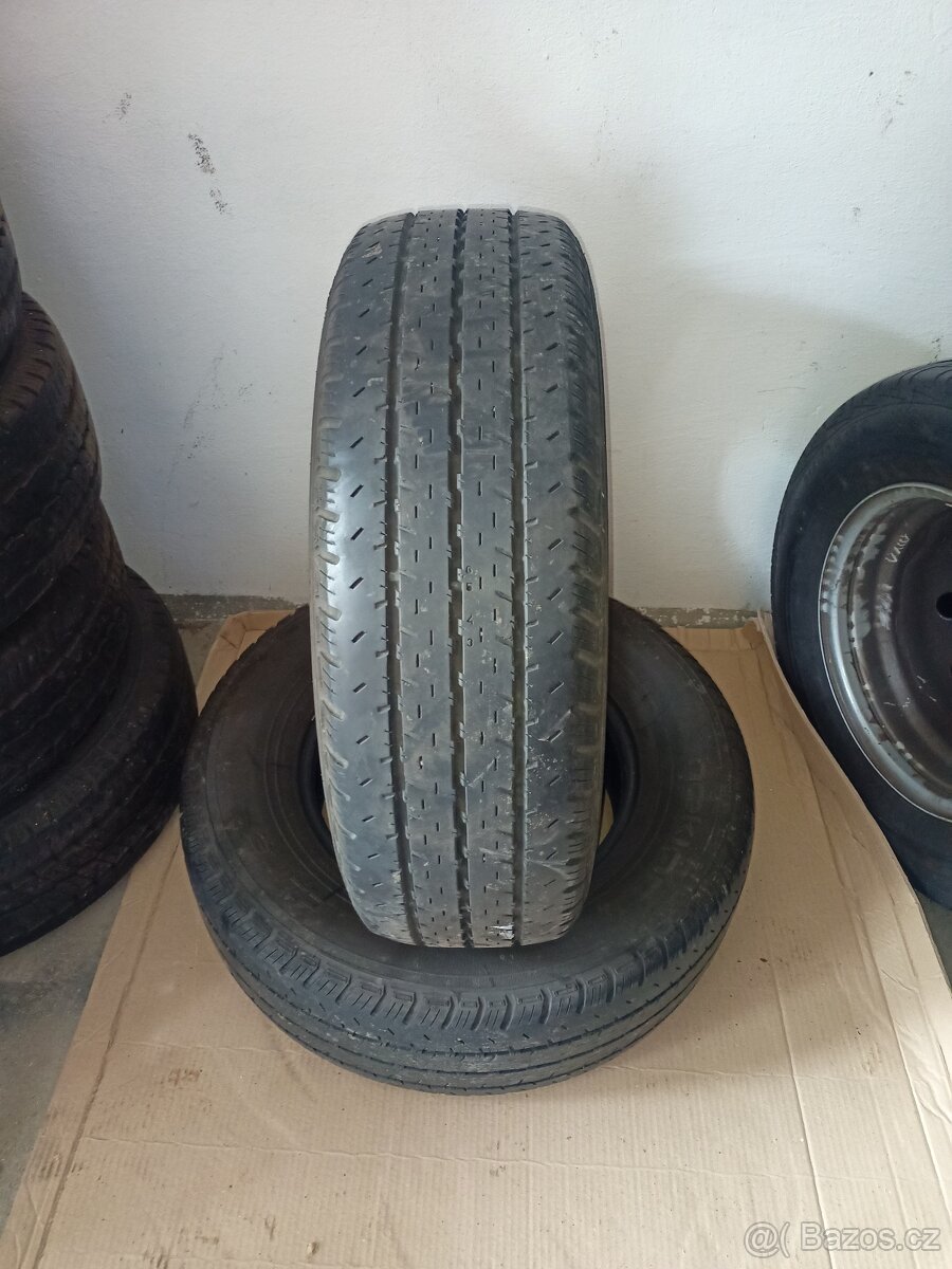 Prodám 3 x páry dodávkových pneu 225/75/16 C - 11