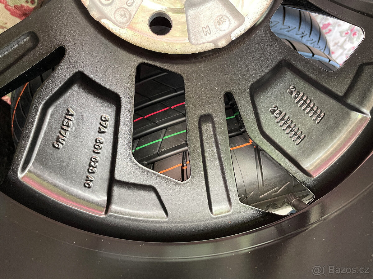 ŠKODA KAROQ NOVÁ R18 MIRAN letní BRIDGESTONE DOT2024 - 11