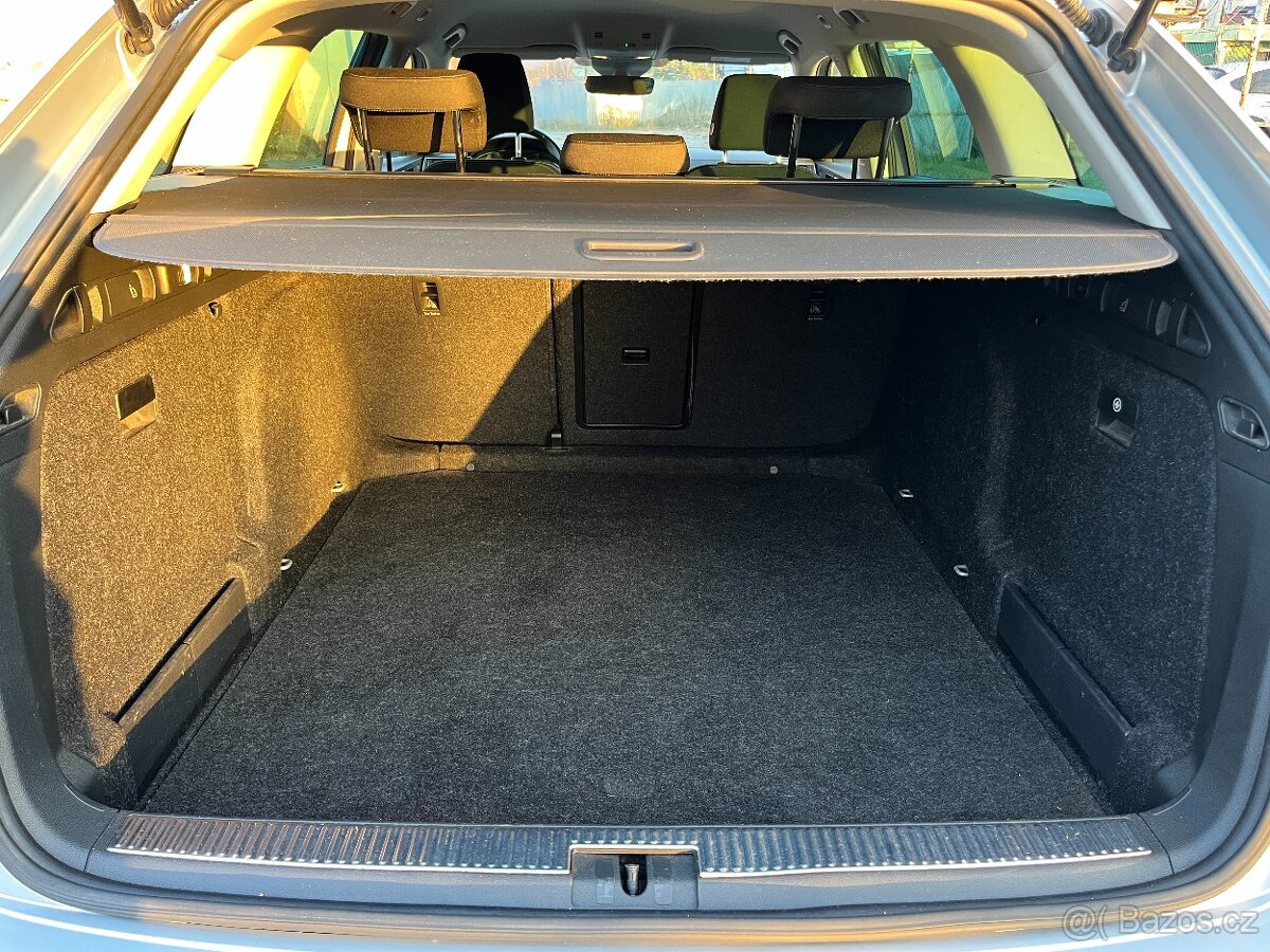 Škoda Superb 2.0tdi 140kw manuál po servisu nehavarované - 11