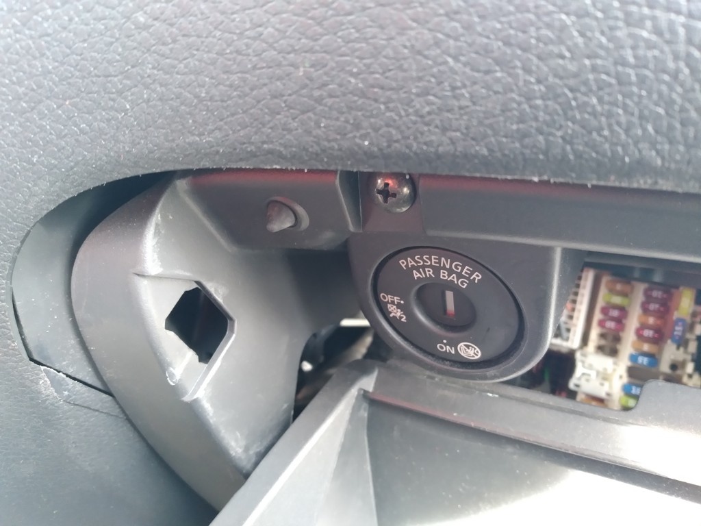 NISSAN NAVARA 2.3 dCi 120kW ČR,SERVISKA,MANUÁL,4X4 - 11