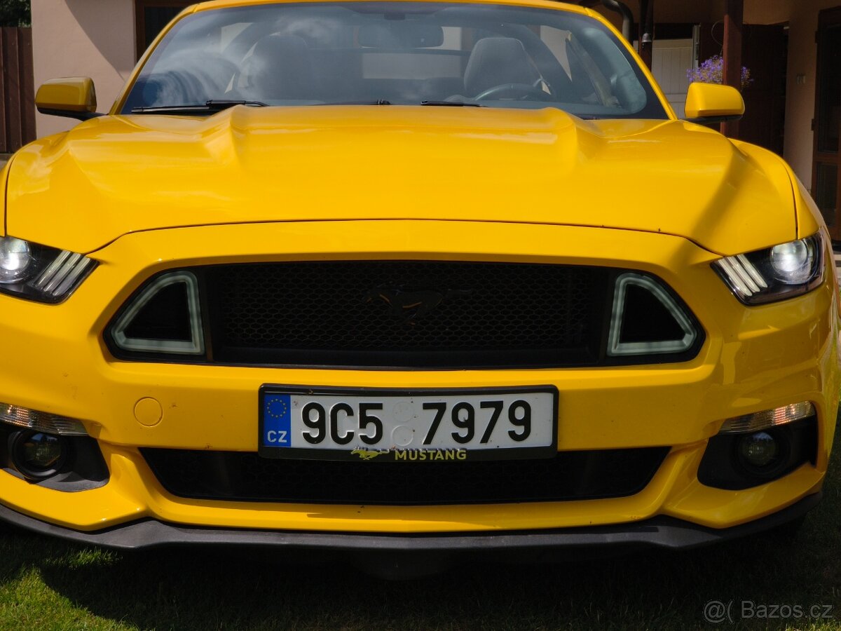 Prodám Ford Mustang 3,7 V6 Cabrio - 11