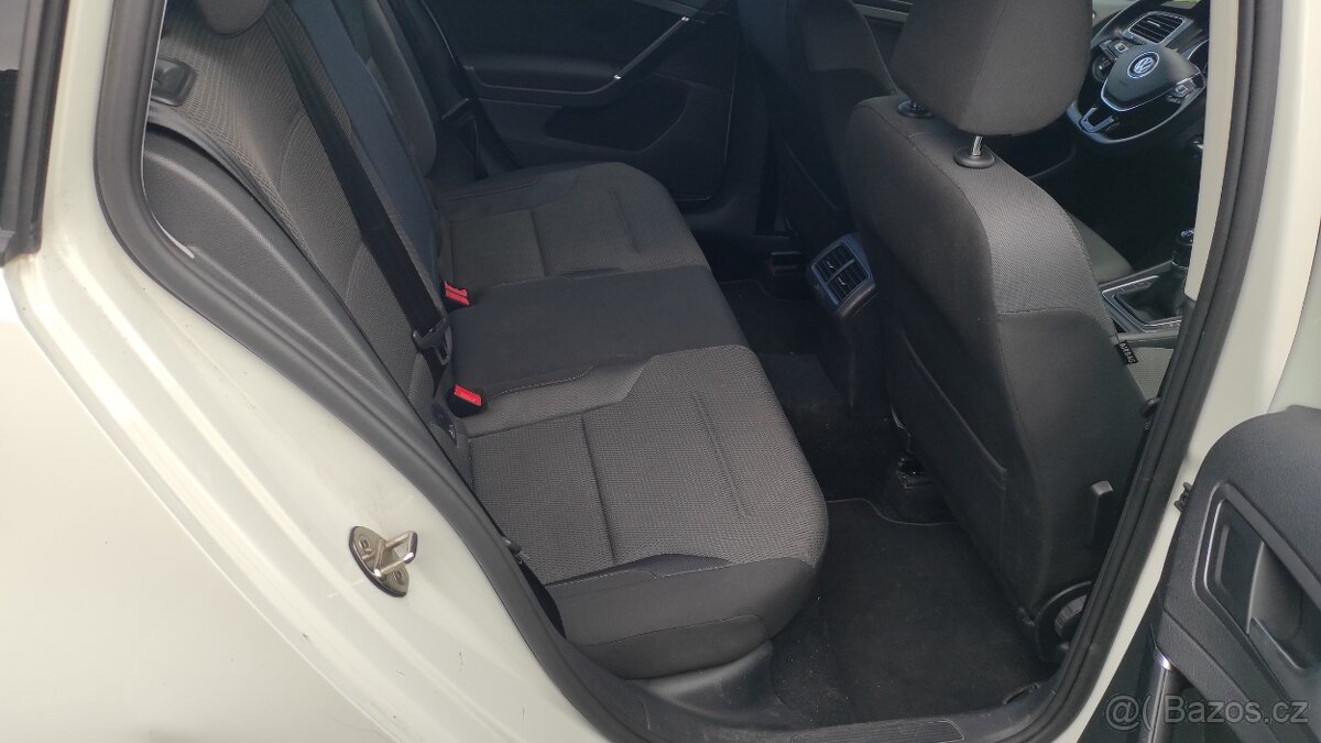 VW Golf 7 Variant, 1,6 TDi, verze 7,5.Carplay. - 11