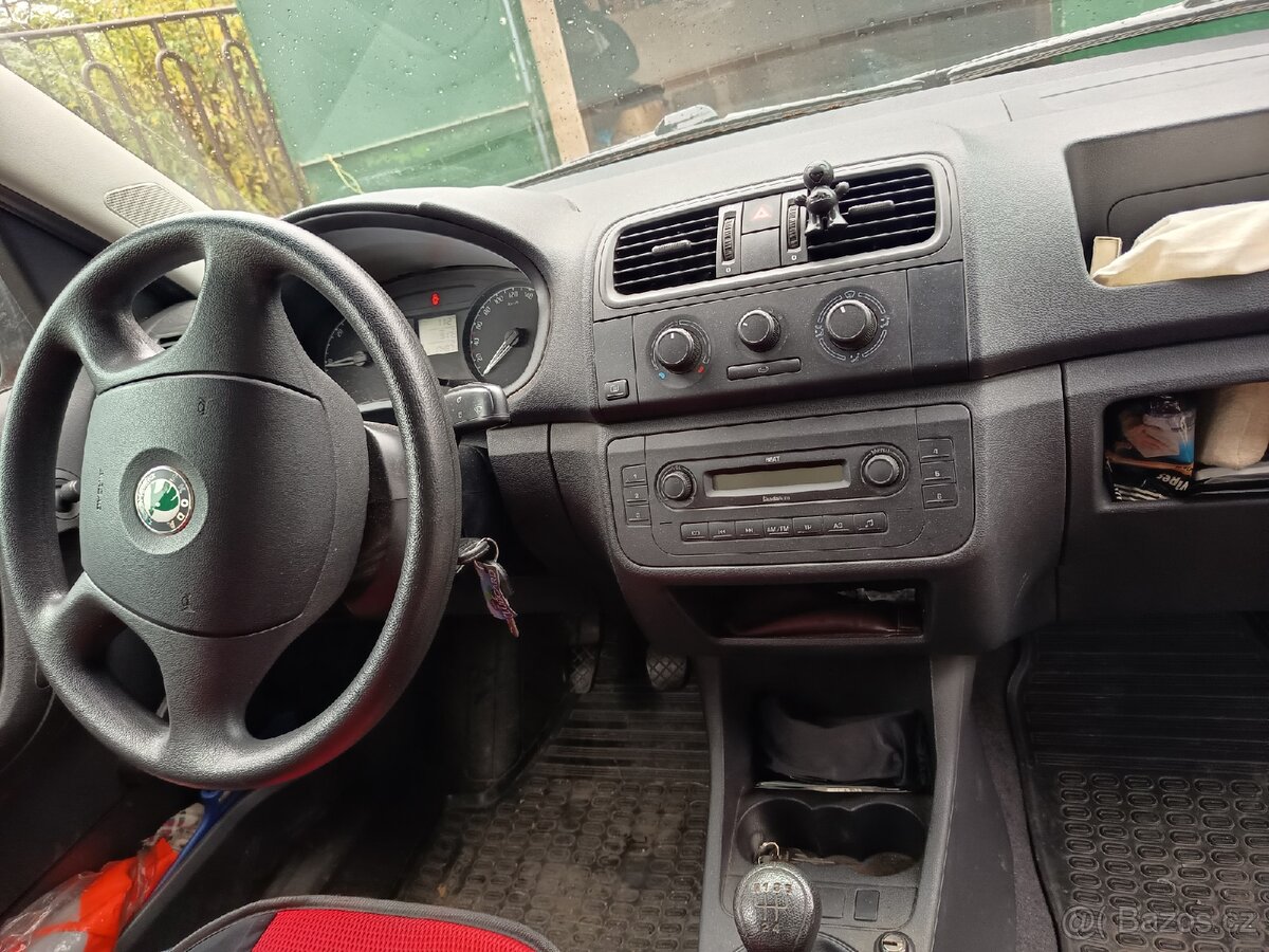 Škoda Roomster - 11