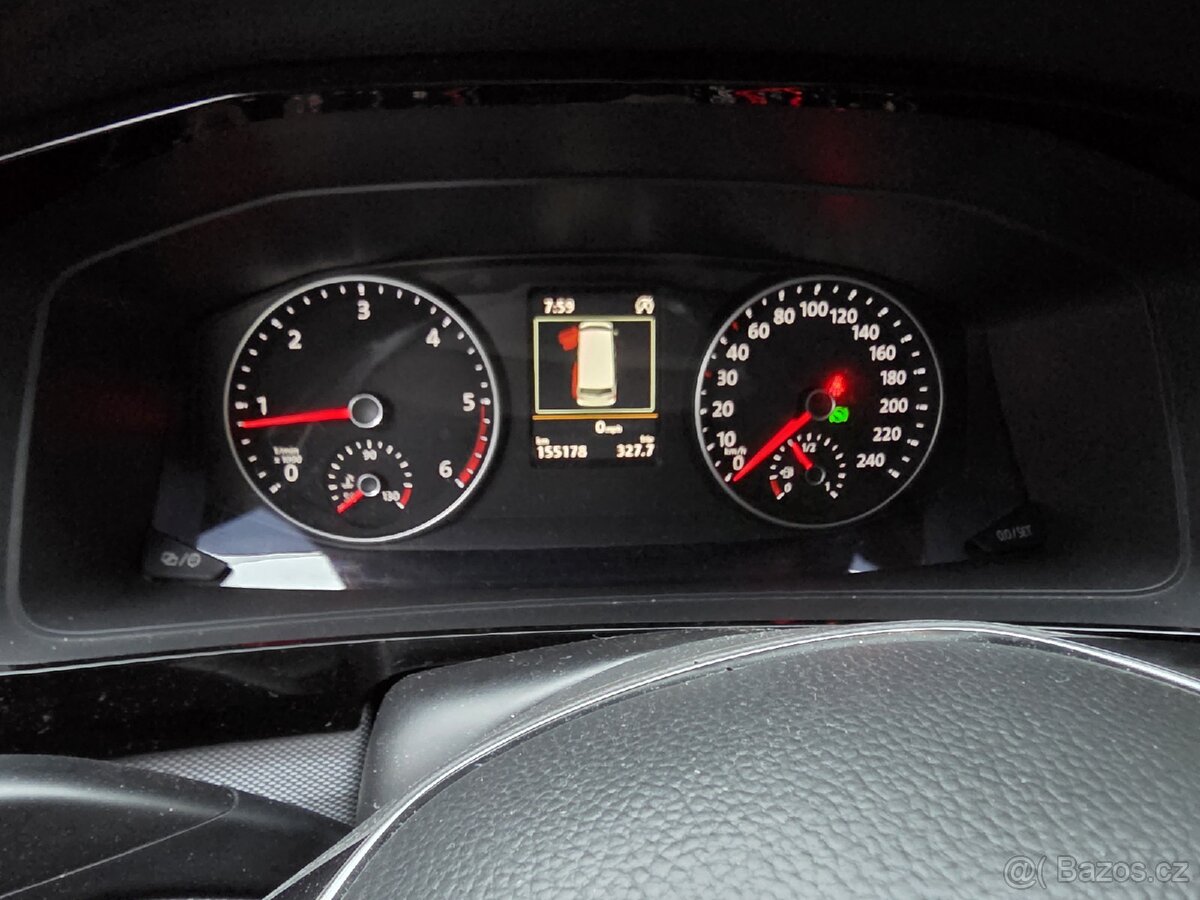 Volkswagen Multivan 2.0 Tdi 4Motion BULLI - 11