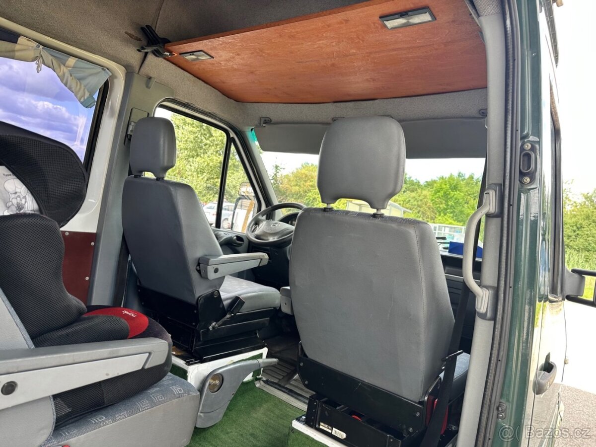 Mercedes-Benz Sprinter 2.2CDi 9MÍST, TEMPOMAT - 11