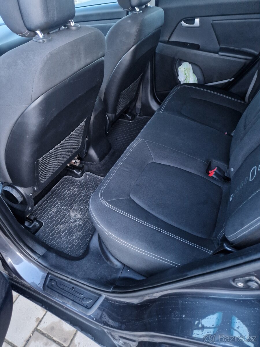 Kia Sportage 2.0nafta 4×4 AWD automat - 11