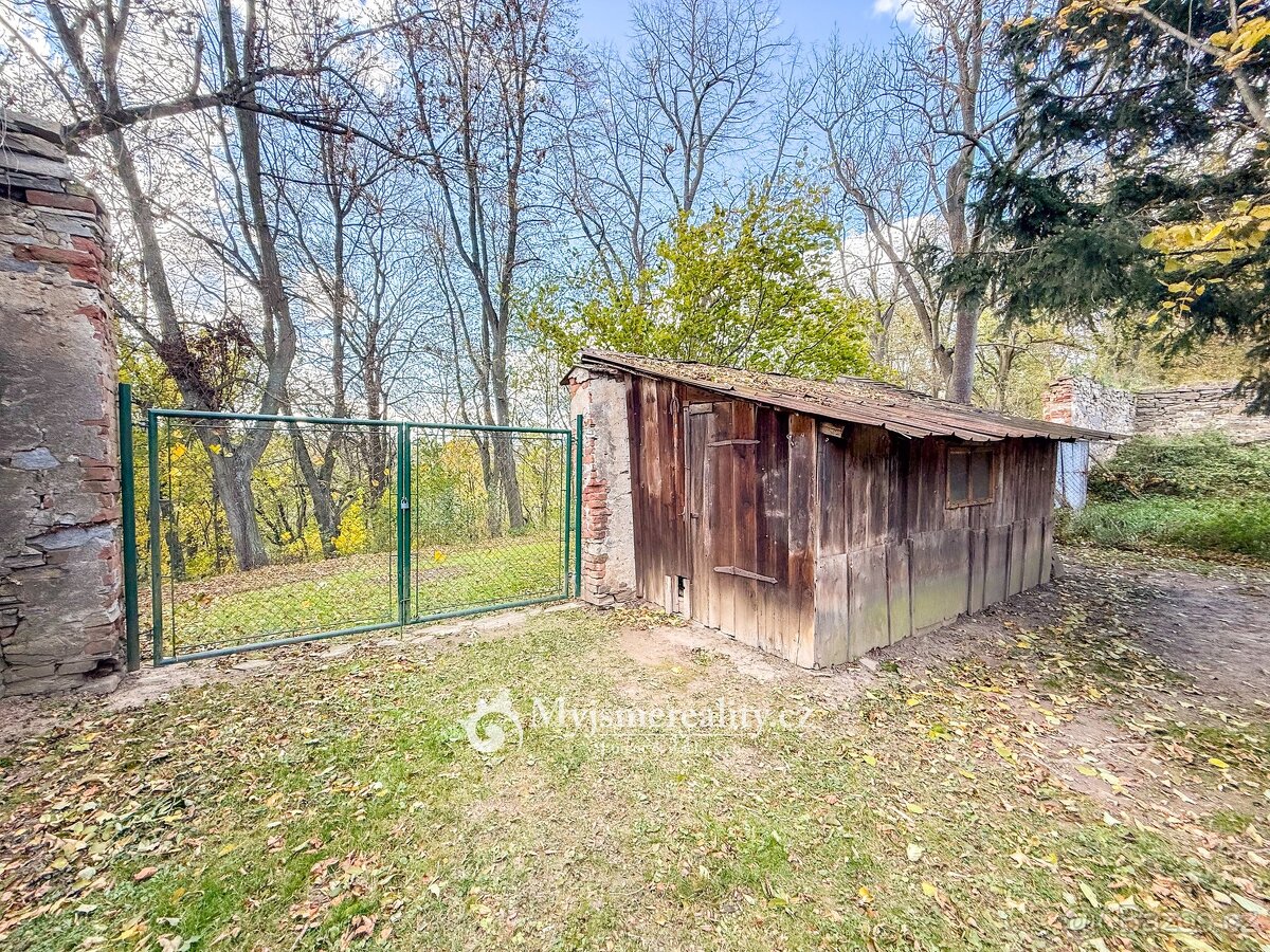 Prodej rodinného domu s pozemkem 923m², 3+1, 90 m², Šafov, o - 11