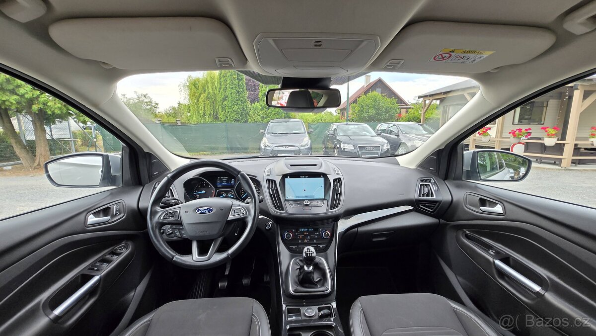 FORD KUGA 2.0TDCi TITANIUM 110KW 1MAJITEL - 11