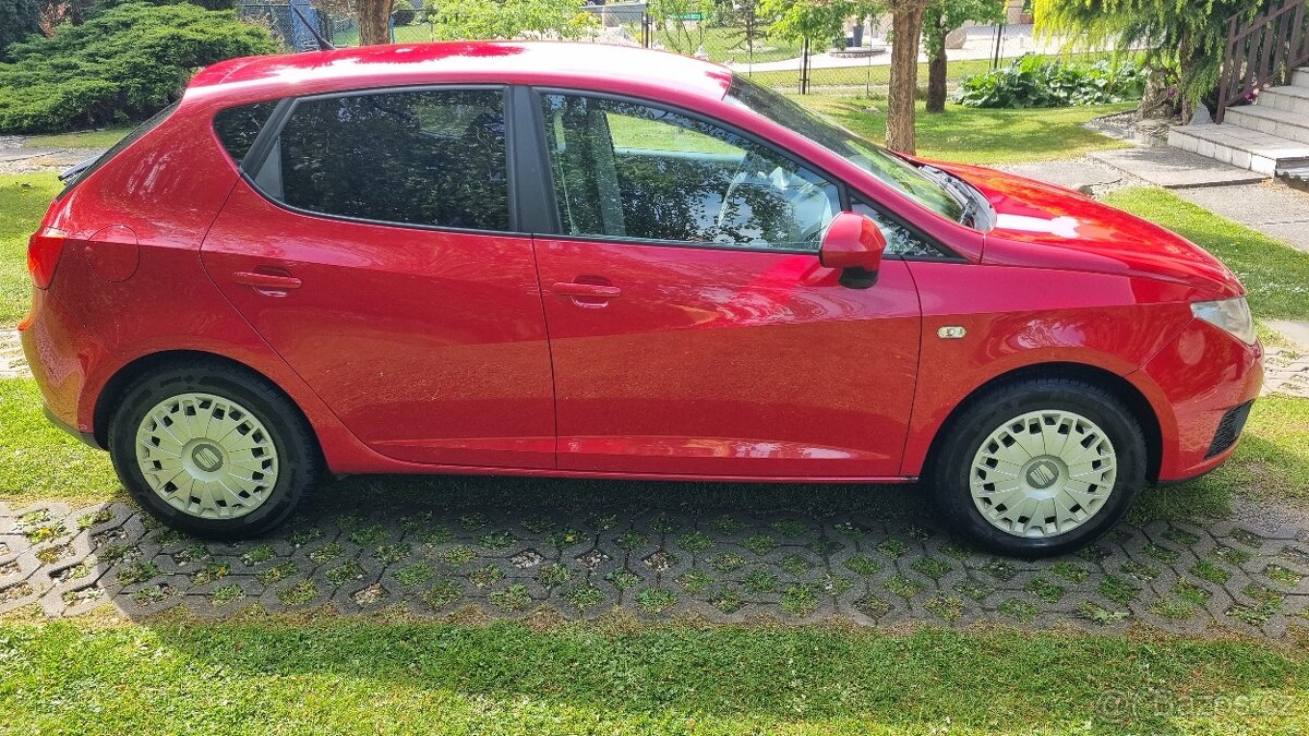 Seat Ibiza 1.4i 63kw 2009 NEHAVAROVANÉ - 11