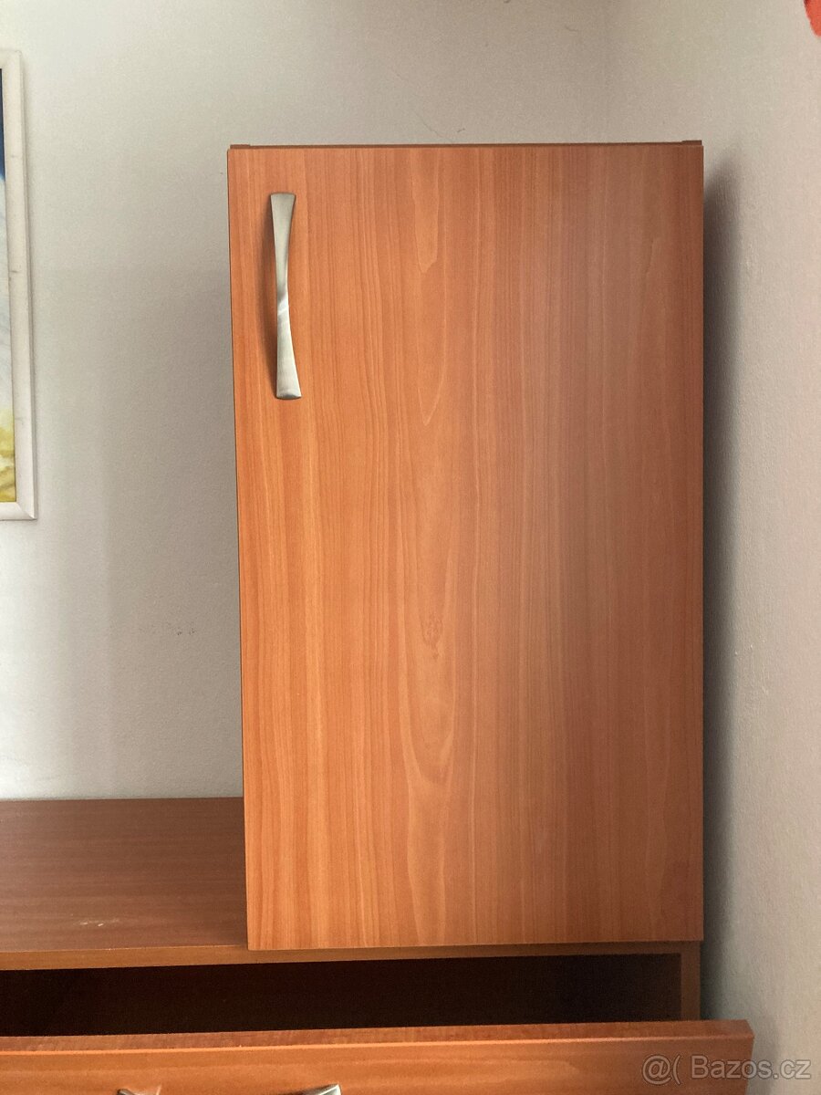 Nabytek do ložnice/obyvaku - 11