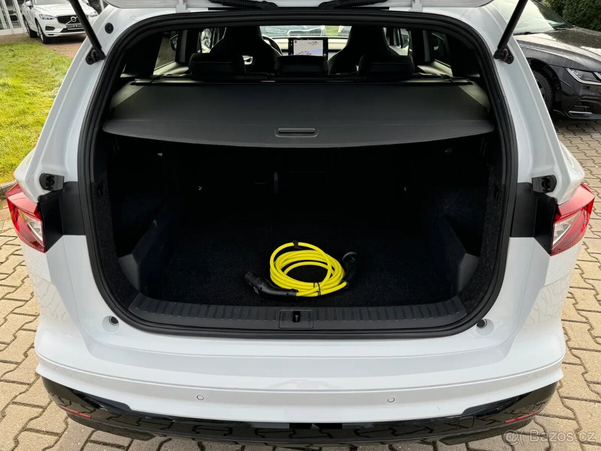 Škoda Enyaq 80 Sportline 150kw/matrix/tepelko/kamera/Kessy - 11