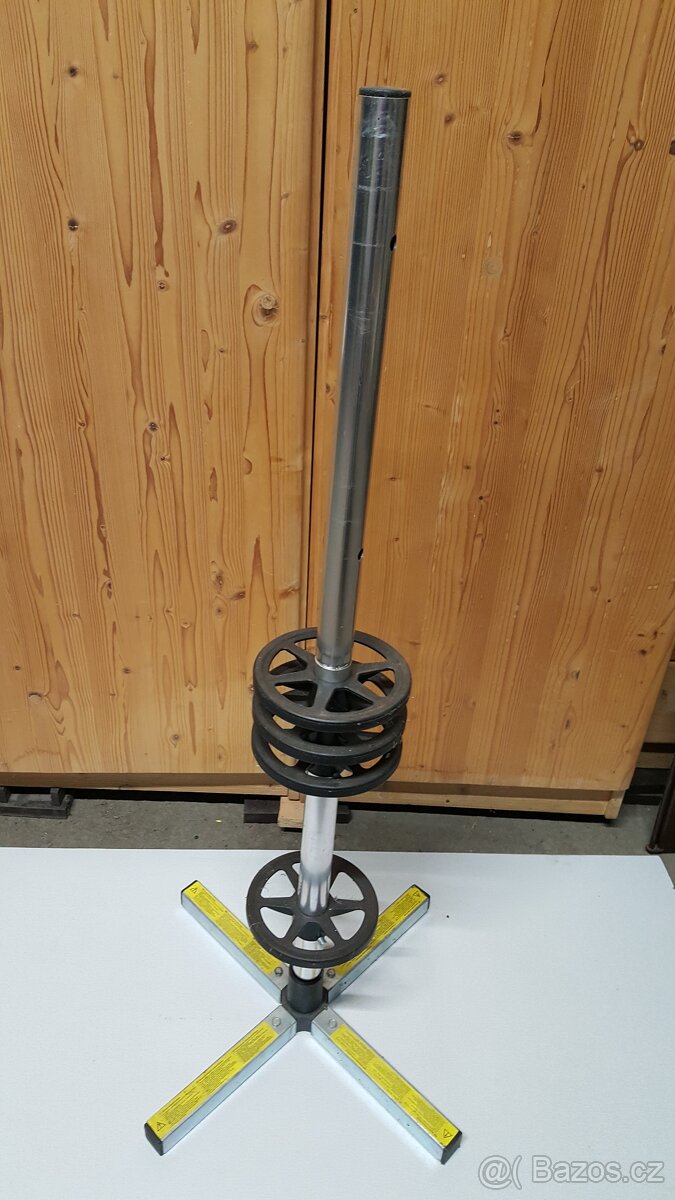 Prodám 4 letní pneu GOODYEAR EfficientGrip PERF2 215/65 R16 - 11