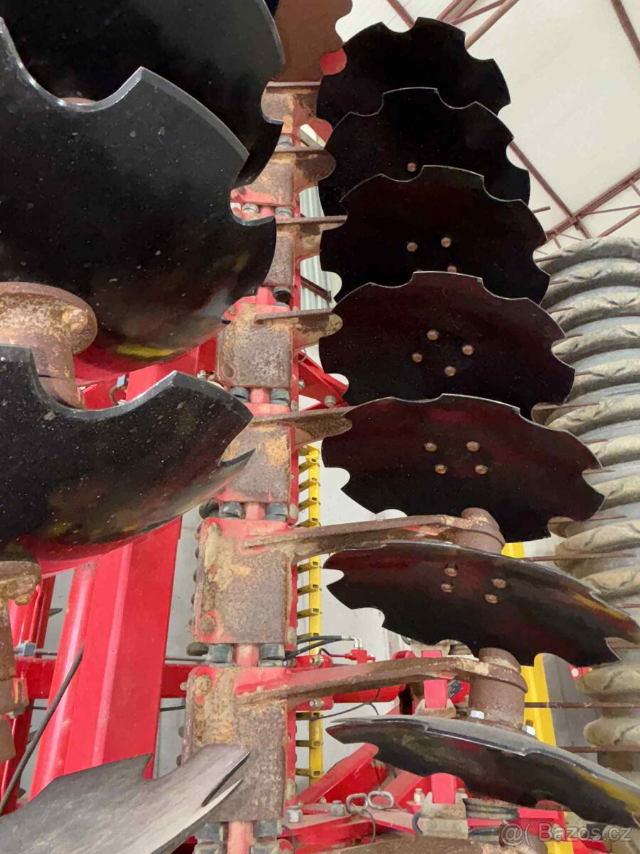 Diskový podmítač Pöttinger Terradisc 5000T - 11