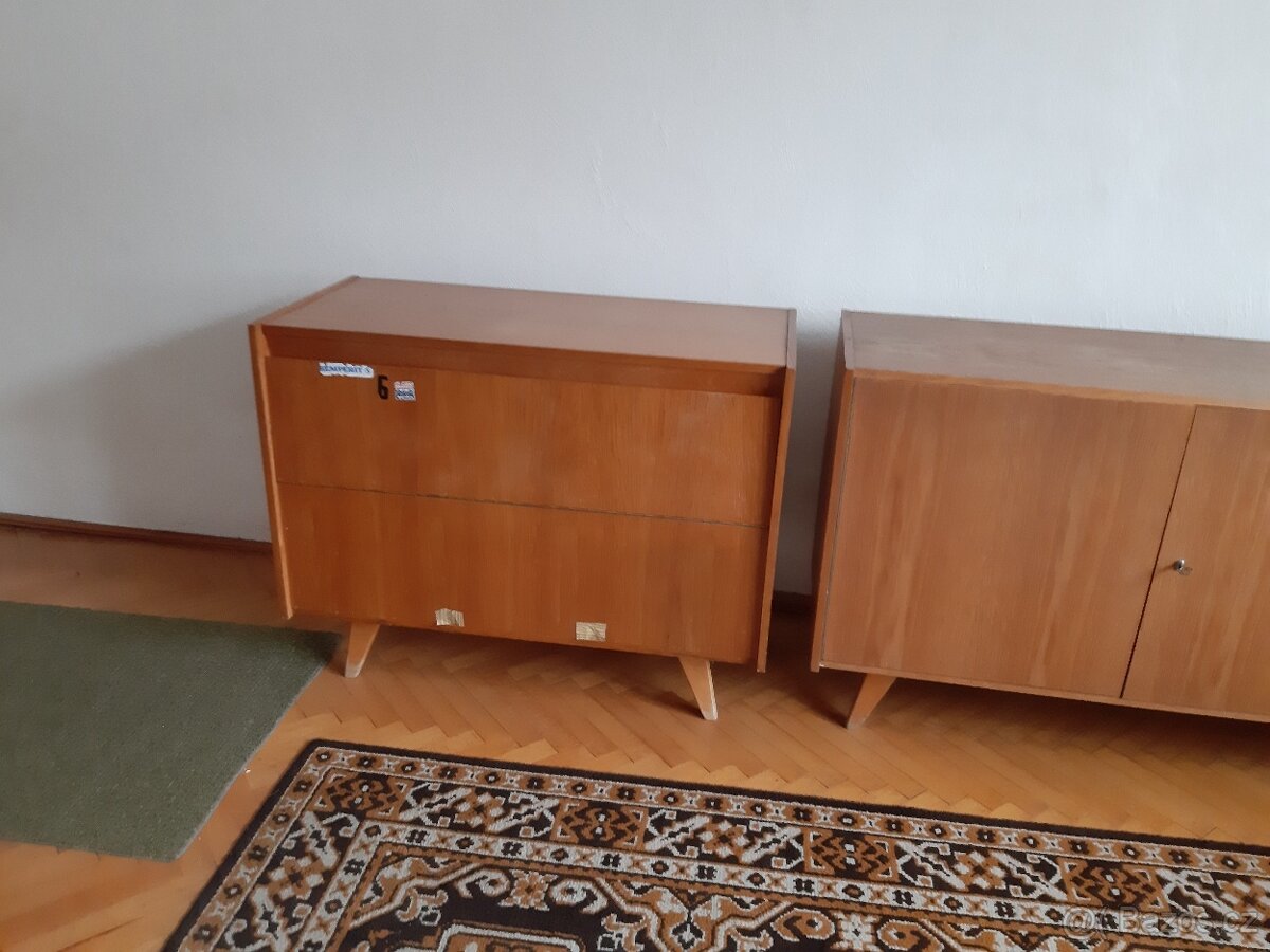 Sekretář, komoda- Brusel- Jiří Jiroutek - 11