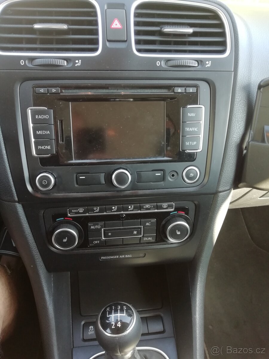 VW Golf 6 kombi 1,6 Tdi 77 kw - 11