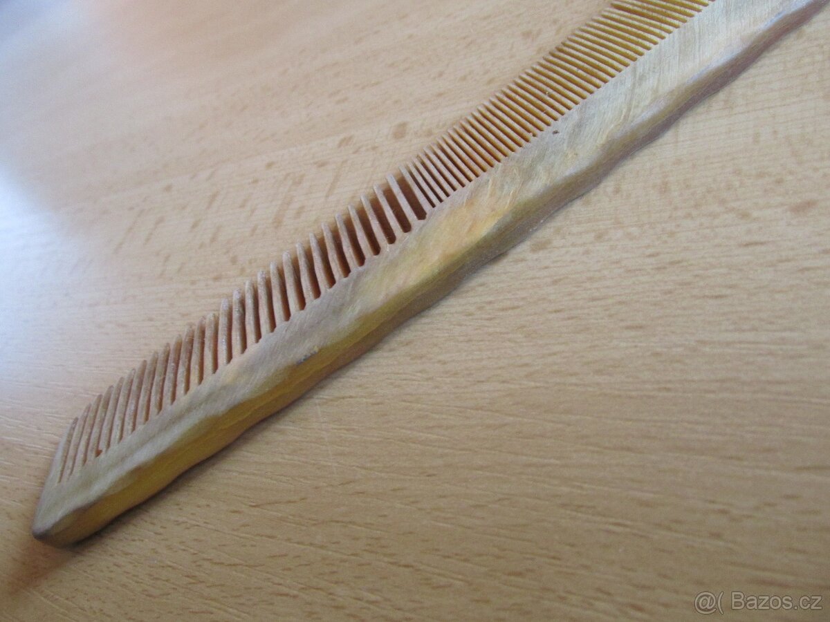 HISTORICKÝ POPELNÍČEK , HŘEBEN KOSTĚNÝ - 11