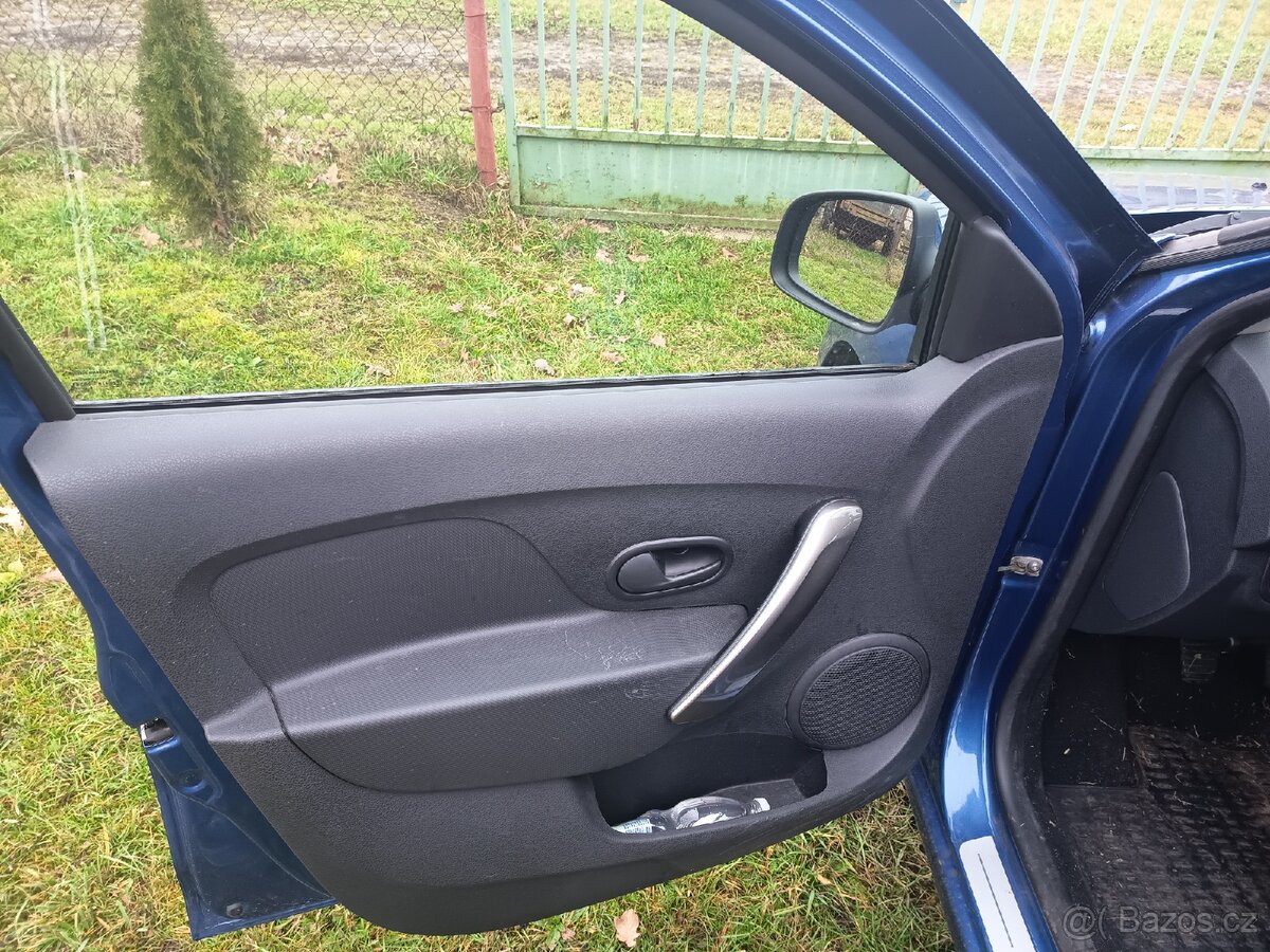 Dacia Sandero 0,9Tce 66kw 2014 - 11