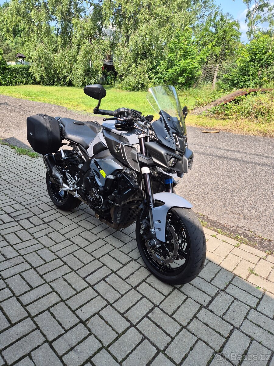 Yamaha mt-10 - 11