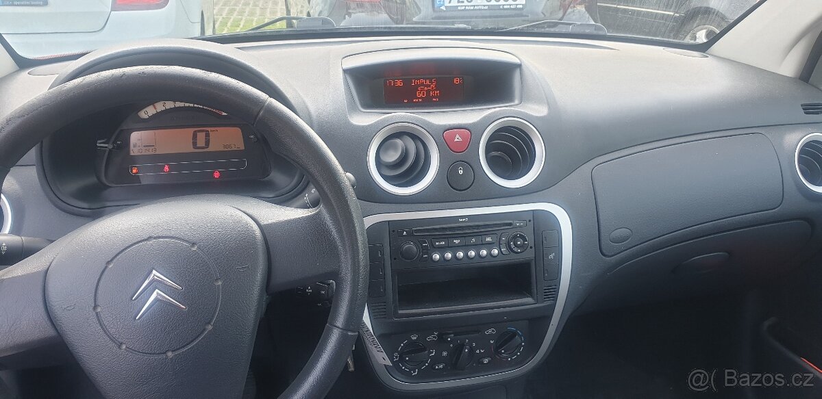 Citroen C2 - 11