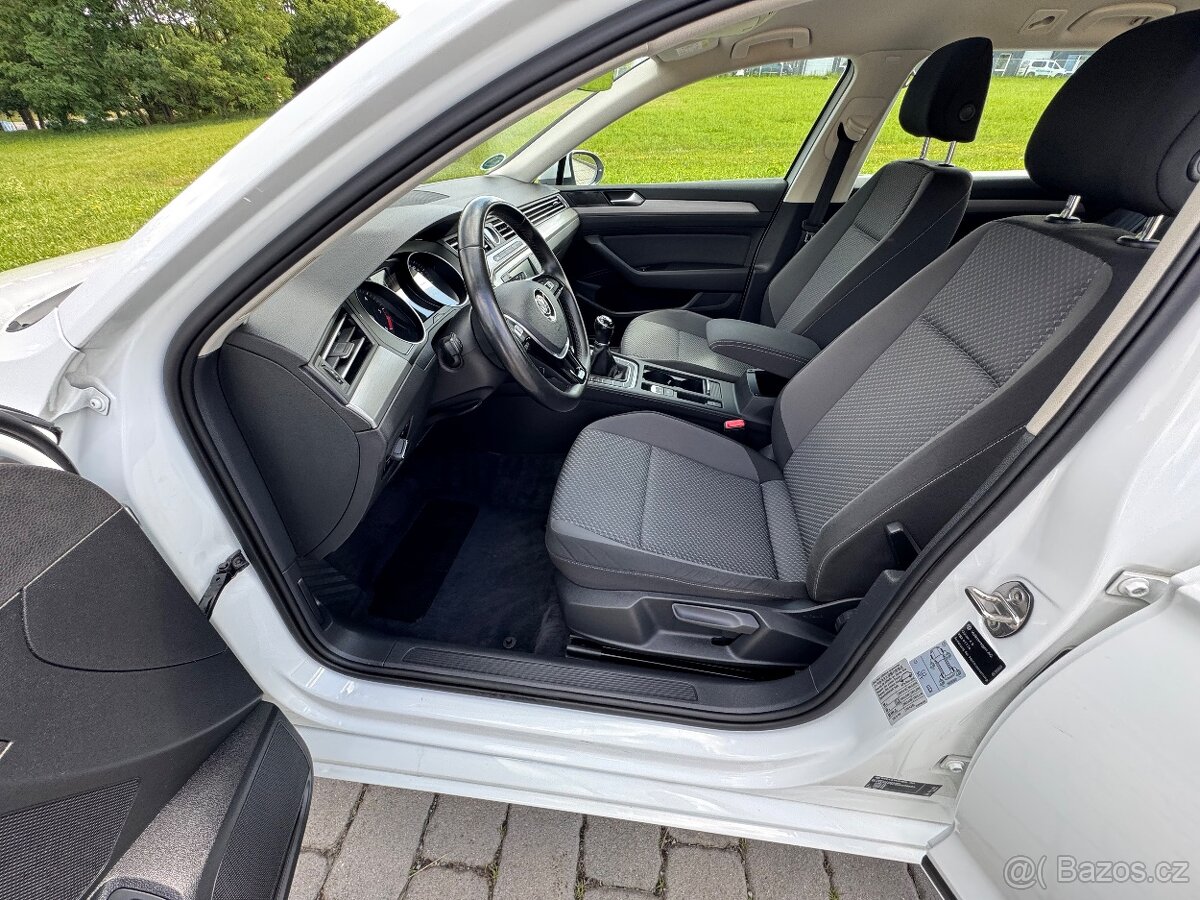 Volkswagen Passat 2.0tdi DPH - 11