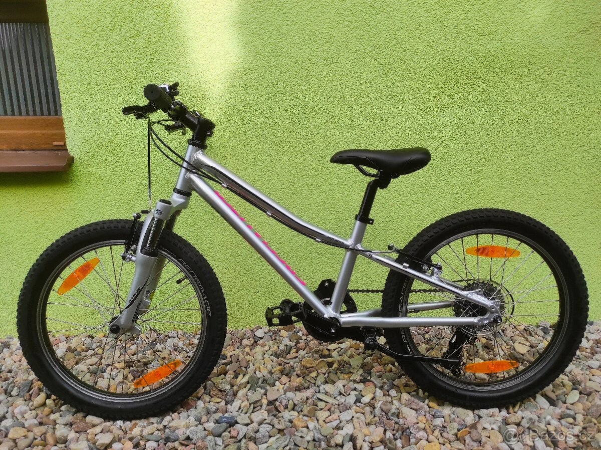 Značkové dětské kolo Specialized 20" (stříbrná) - 11