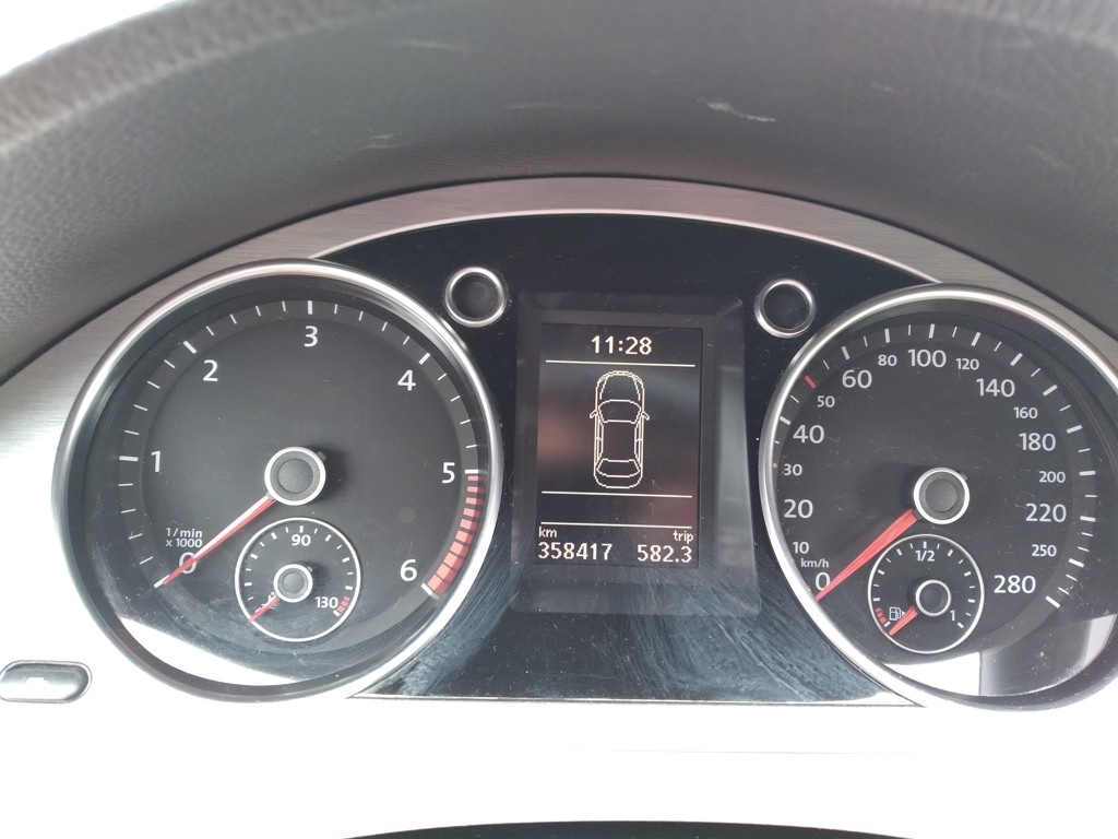 VOLKSWAGEN PASSAT CC 2.0 TDI DSG ČR - 11