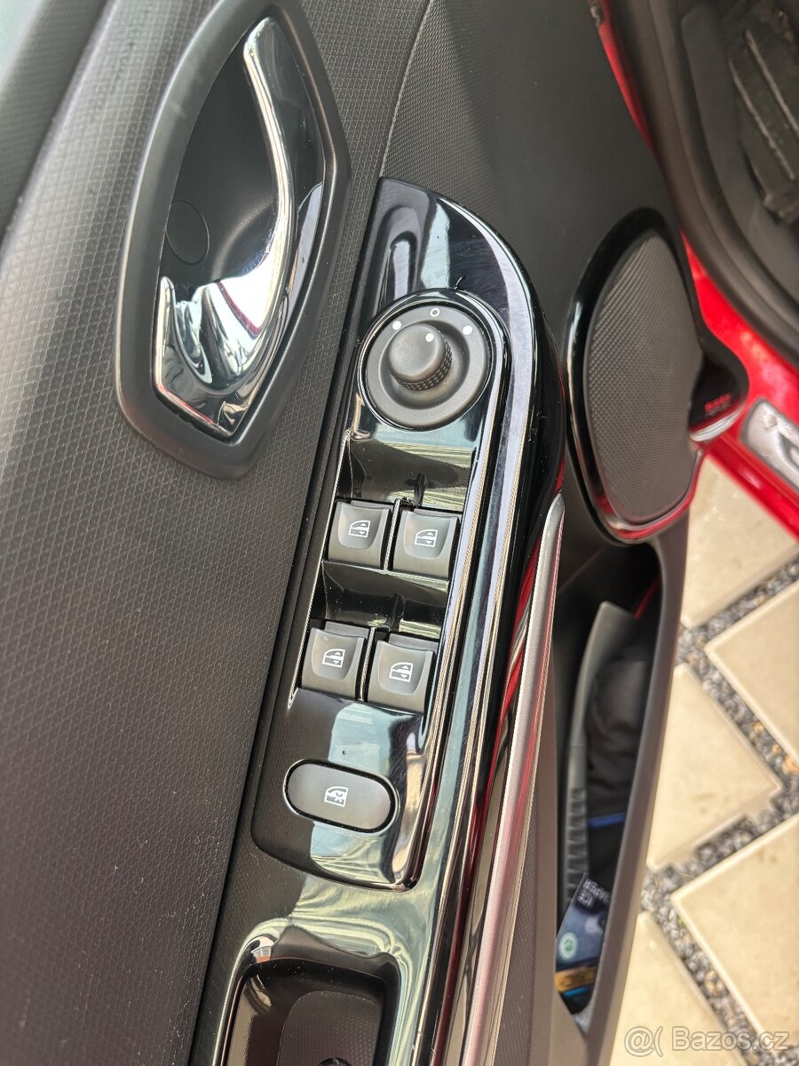 Renault Clio IV - 11