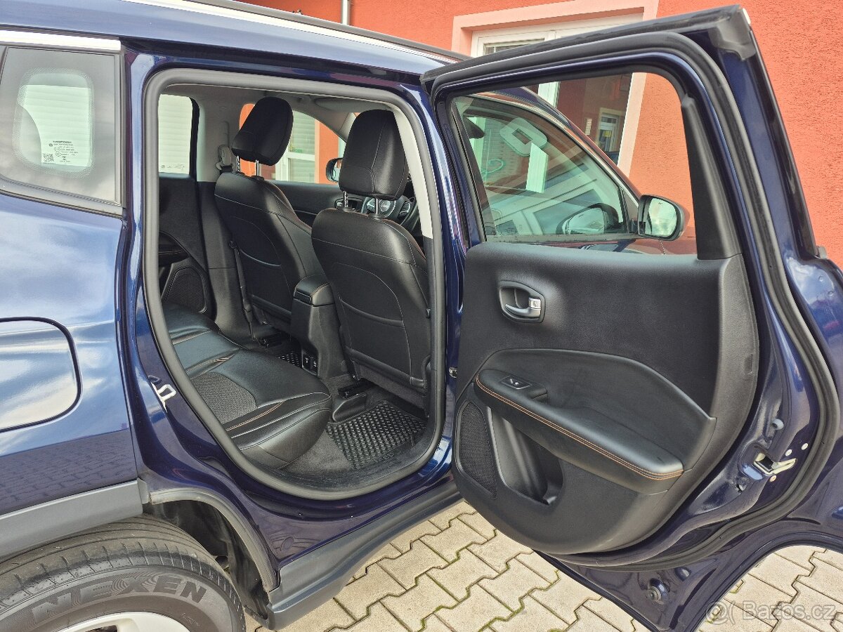 Jeep Compass 1.6 Limited 88 kW (ODPOČET DPH) - 11