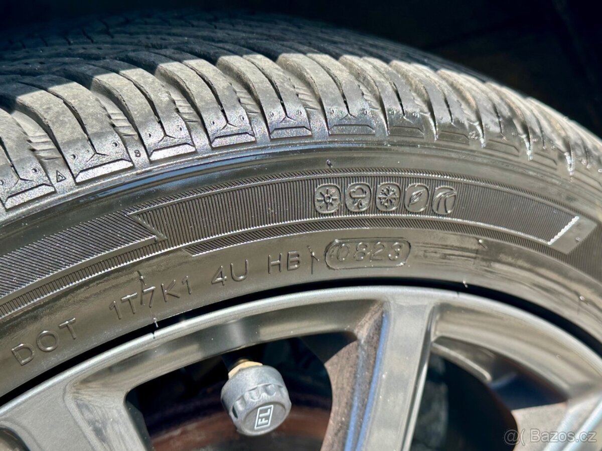 Suzuki Swift 1.5 16V Sport - 11