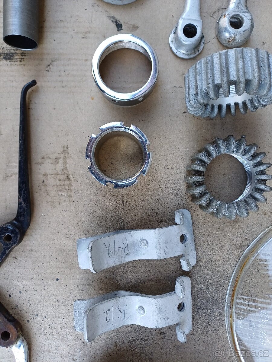 BMW díly - veterán - 11