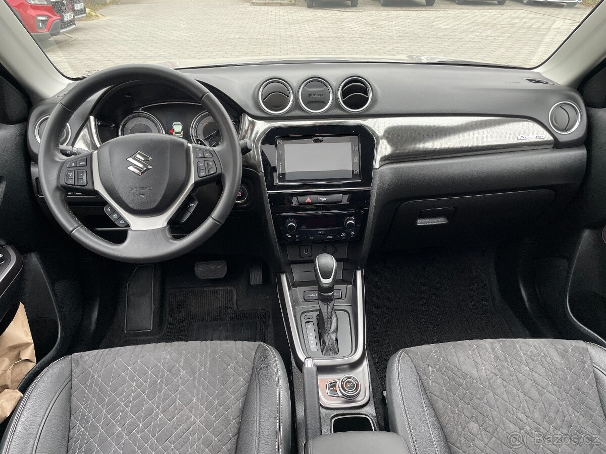 VITARA 1,5 Elegance Panorama 4x4 6AGS Hybrid - 11