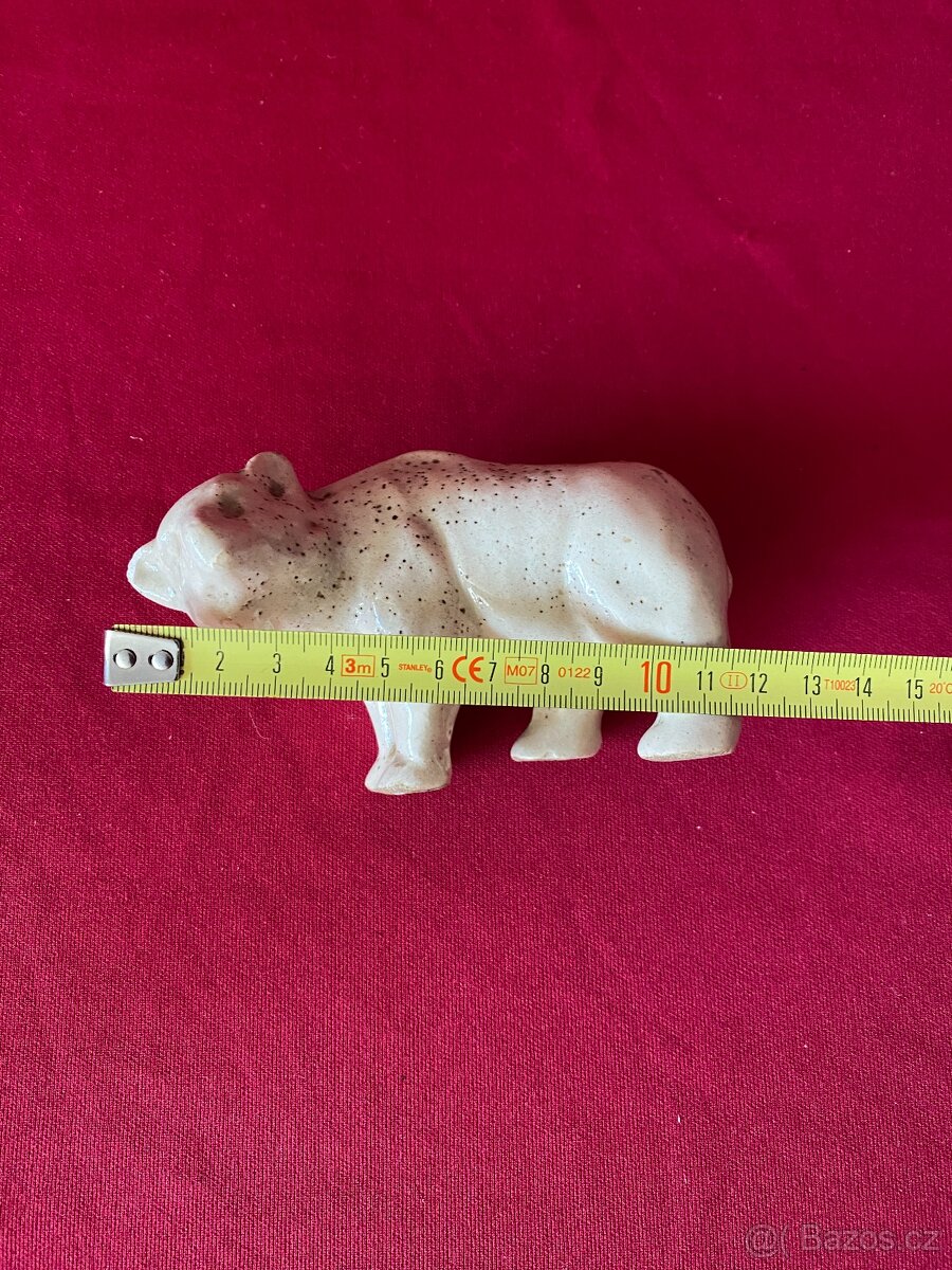 kasička pokladnička stará pokladnička lední medvěd RARITA - 11