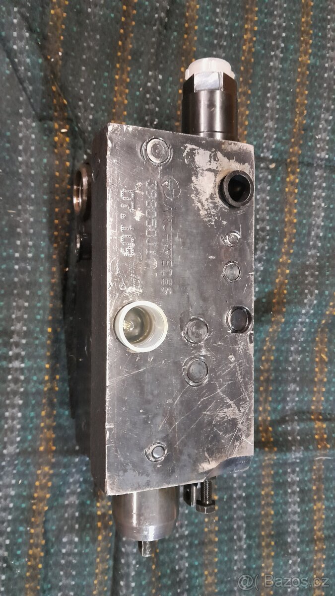 Hydraulika zetor - dily - 11