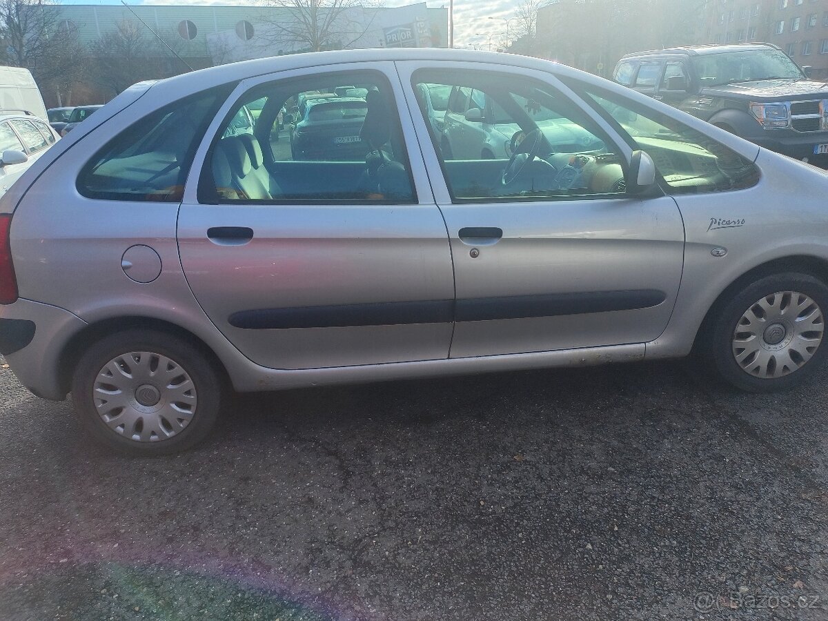Citroen Xsara Picasso 2010 - 11