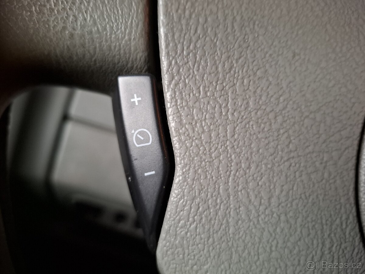 Renault Trafic Passenger -Long 2.0 dCi 84 kw, - 11