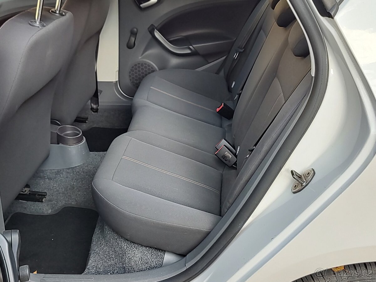 Seat Ibiza 1.2i (2012) - 11