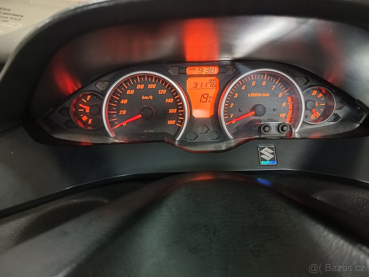 2008 Suzuki Burgman - 11