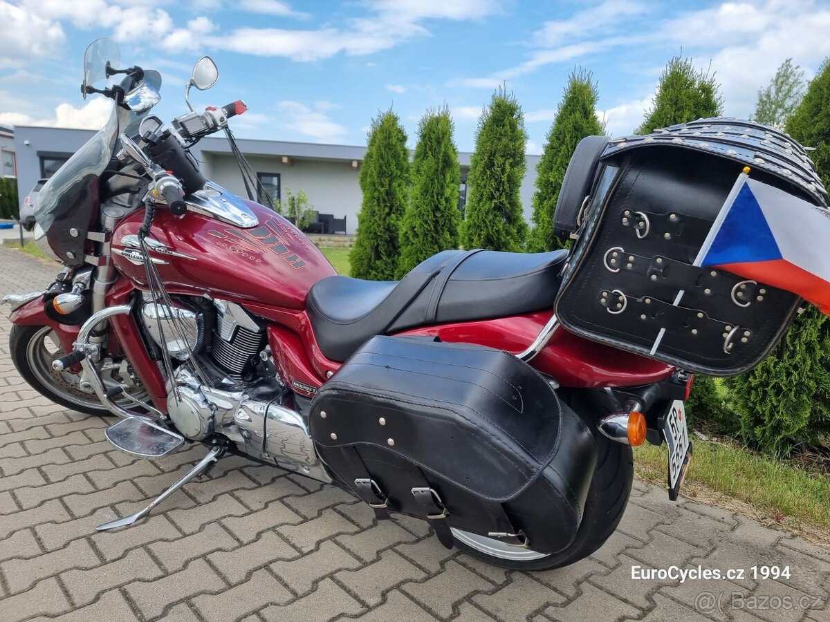 Suzuki Intruder M1800R - 11