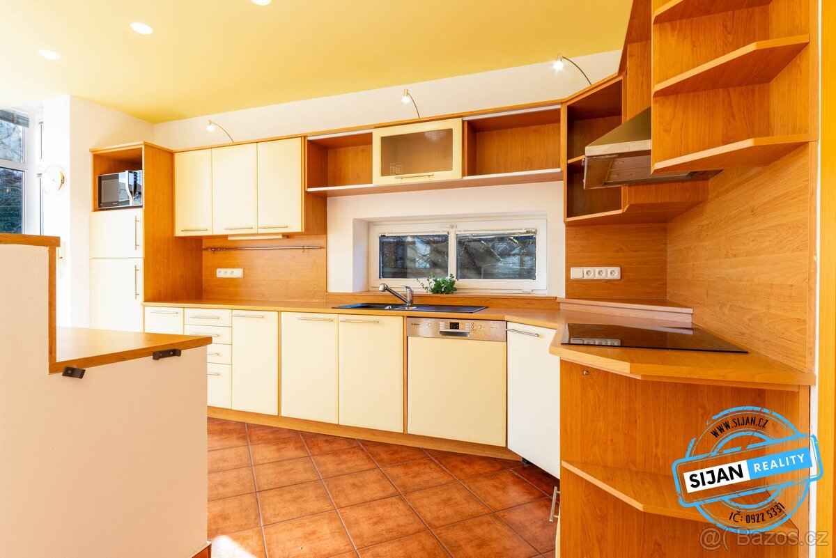 Prodej rodinného domu ve Chvalíkovicích, ev.č. 00682 - 11