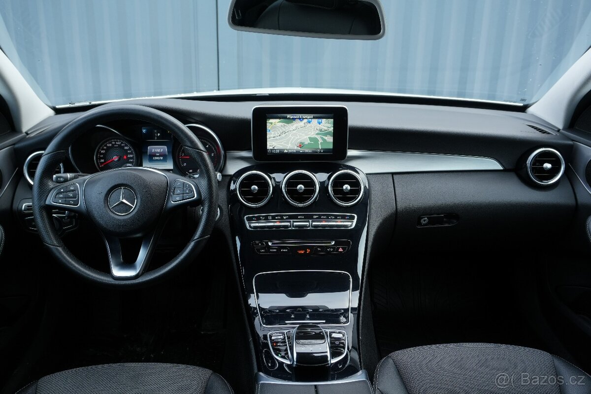 Mercedes-Benz C220d 4-Matic, 2x sada kol - 11