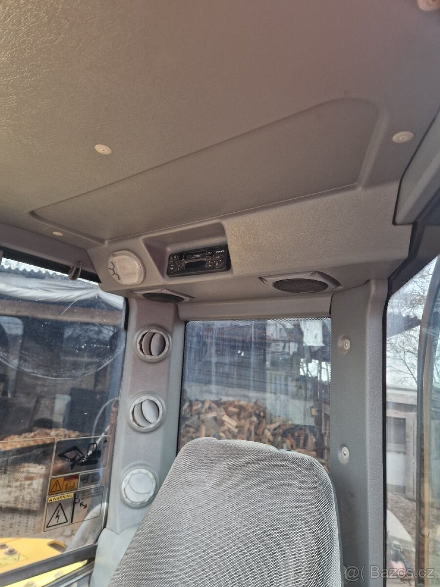 PRODÁM MINIBAGR VOLVO ECR58 PLUS R.V 2007 - 11